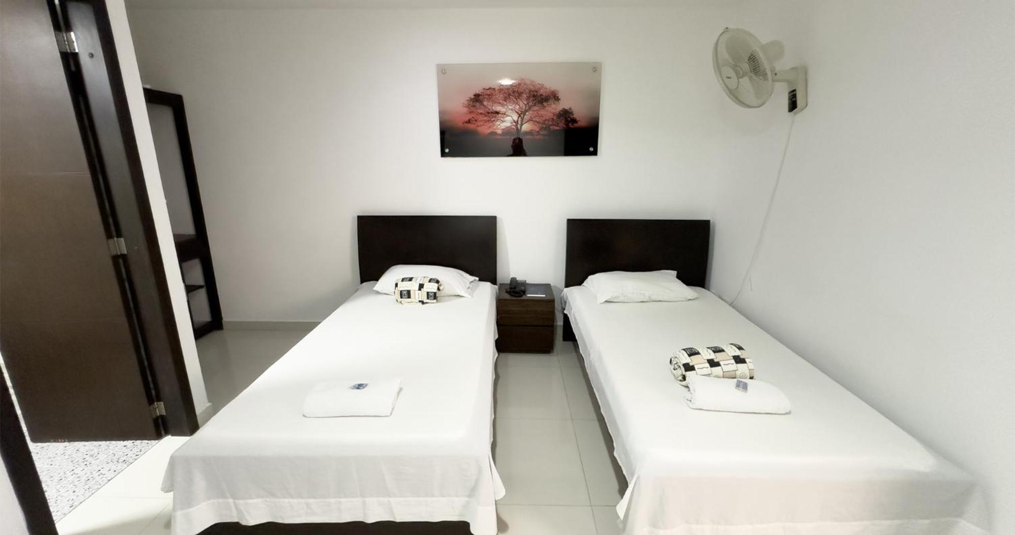 Hotel Big New York Carepa Ngoại thất bức ảnh
